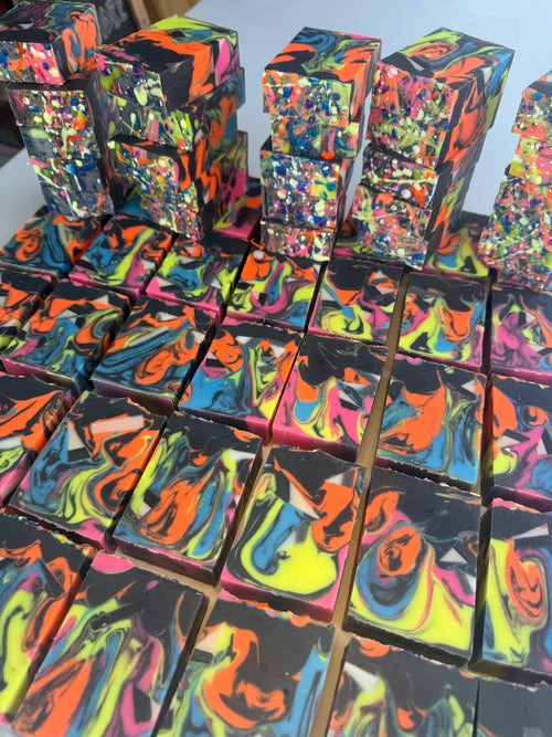 1980's Retro Soap (Fresh & Fruity scented)